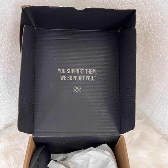 Clove All Black Edition, Women‎ 9.5, Men 8, tried on condition - Picture 12 of 15